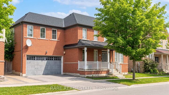 35 Seward Crescent — photo 1