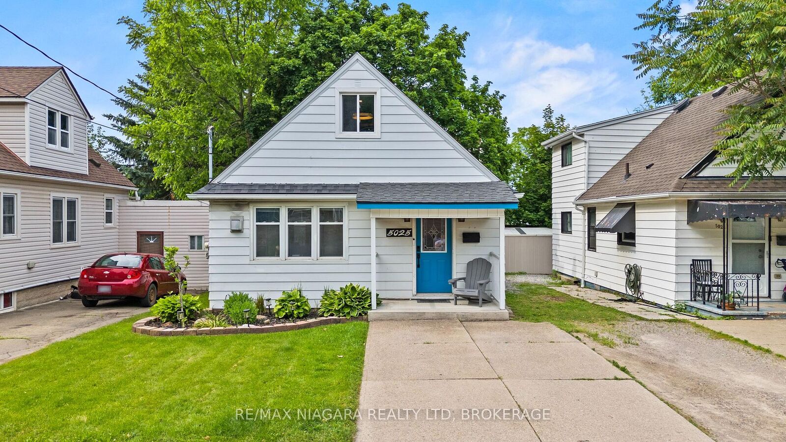 Property Photo: 5025 Albert Street ON L2M 6C1