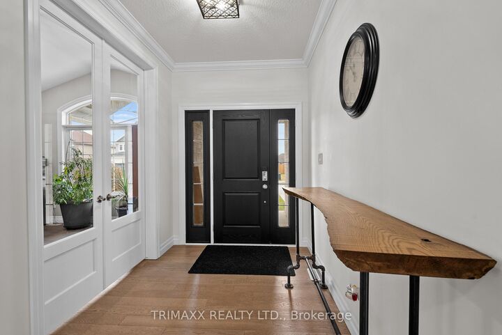 Property Photo: 31 Thames Springs Crescent ON N0M 2M0