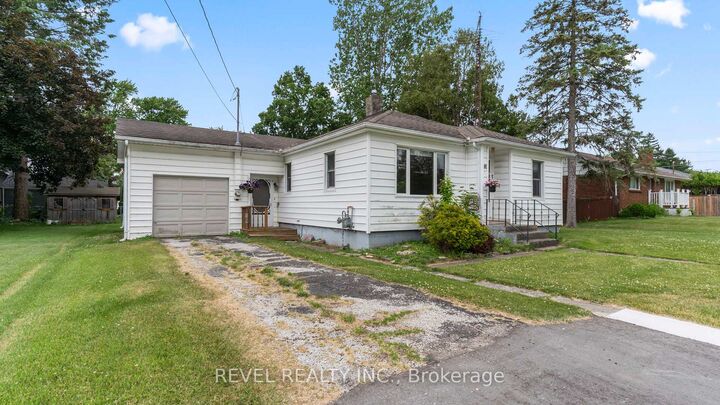 Property Photo: 91 Lamila Street ON N0P 2K0