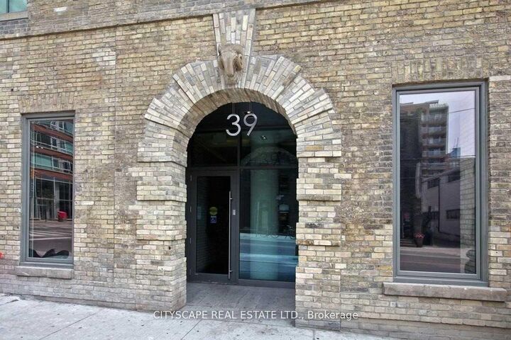 Property Photo: 39 Sherbourne Street 703 ON M5A 2P6