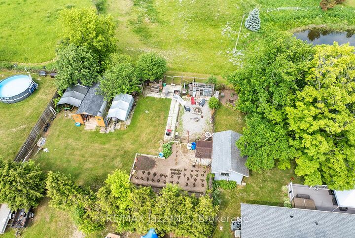 Property Photo:  90 Aldred Drive  ON L9L 1B4 