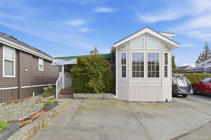 Property Photo: 2118 Buttle Lake Way BC V9R 0M3