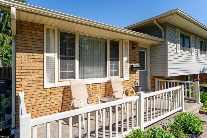 Property Photo: 3 Goldmere Drive ON N7M 5R3
