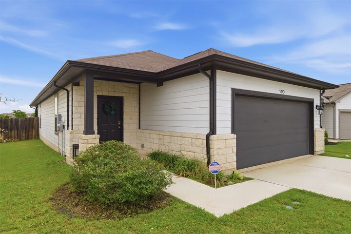 Property Photo:  130 Wild Wind Cove  TX 76537 