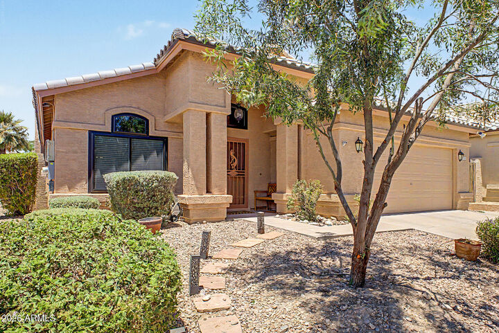 Property Photo: 1344 E Sheena Drive AZ 85022