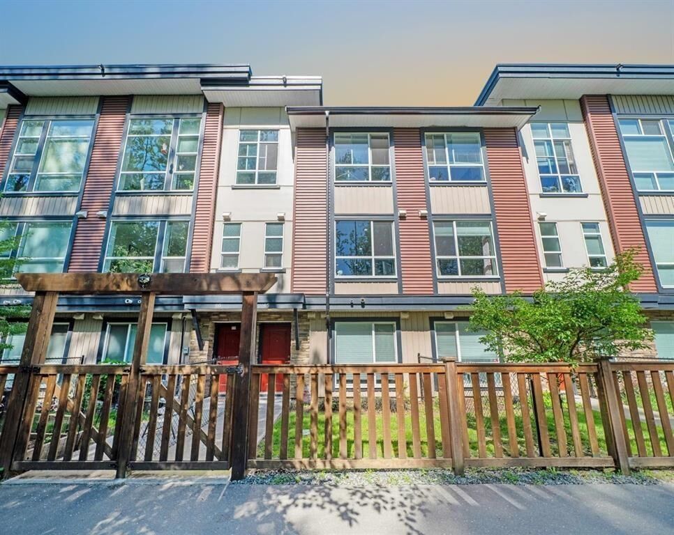 Property Photo: 8413 Midtown Way 45 BC V2P 0G7