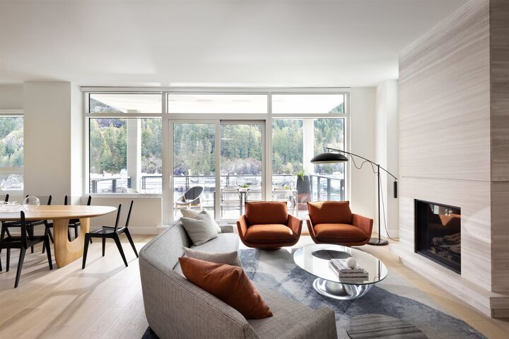6707 Nelson Avenue 302 — photo 1