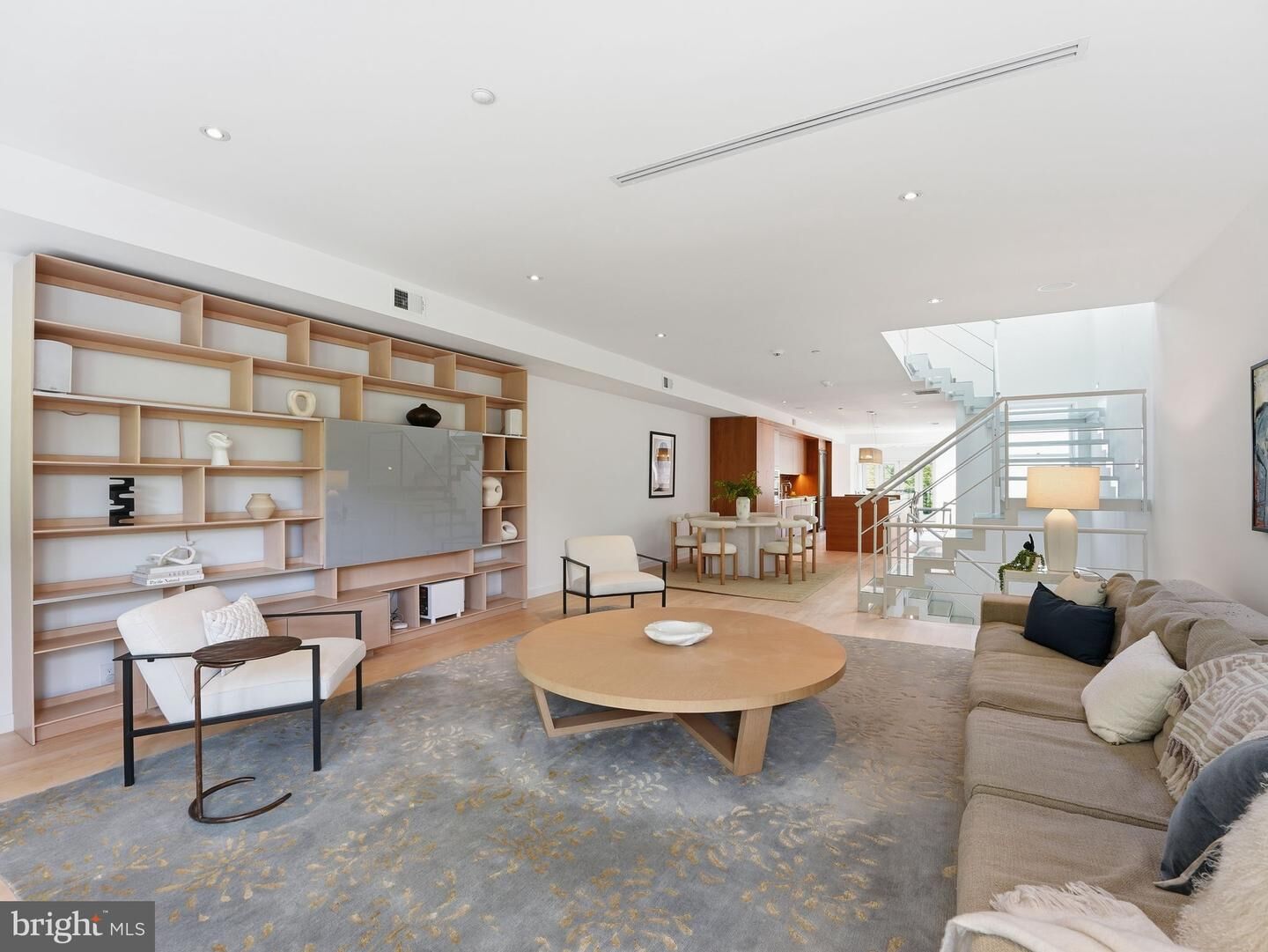 Property Photo: 1845 Calvert Street NW DC 20009