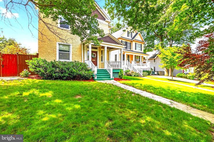 Property Photo: 1231 Franklin Street NE DC 20017