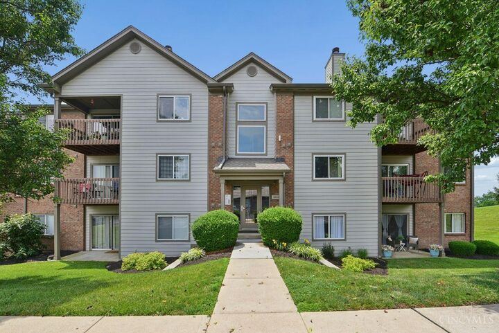 Property Photo:  8919 Eagleview Drive  OH 45069 