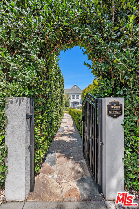 Property Photo: 1270 N Hayworth Ave CA 90046