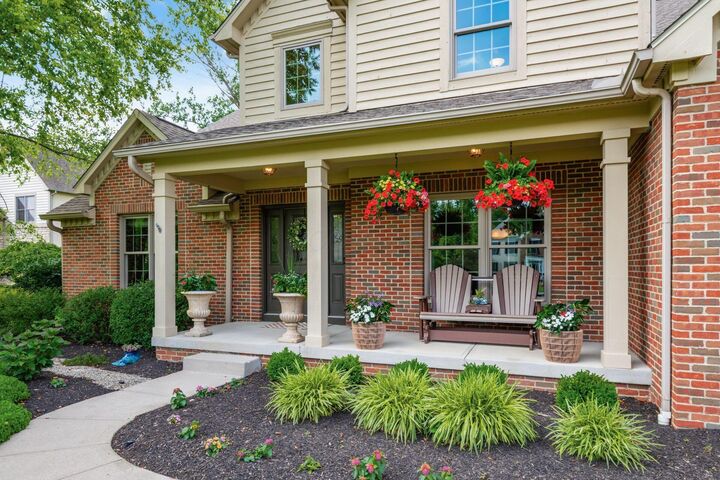 Property Photo:  2578 Silverleaf Drive  OH 43065 
