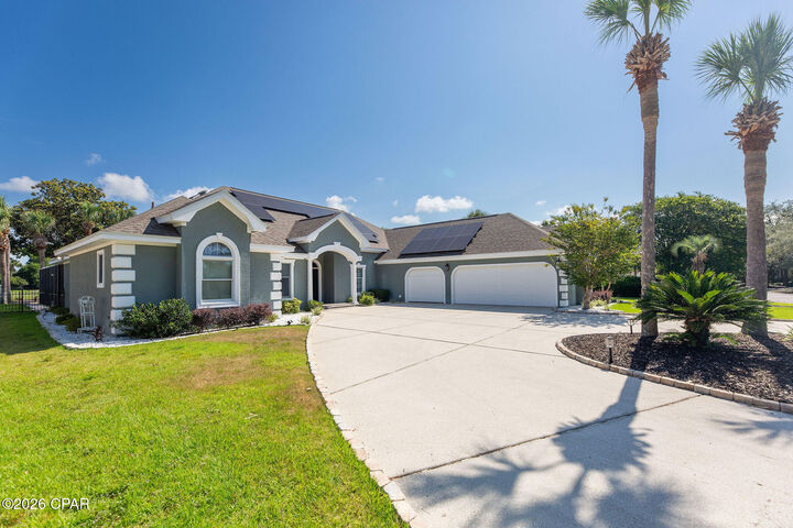 Property Photo:  3502 Dragon'S Ridge Road  FL 32408 