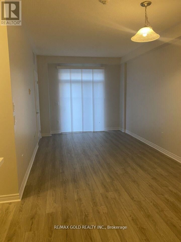 Property Photo:  276 Gatwick Drive 205  ON L6H 7K3 