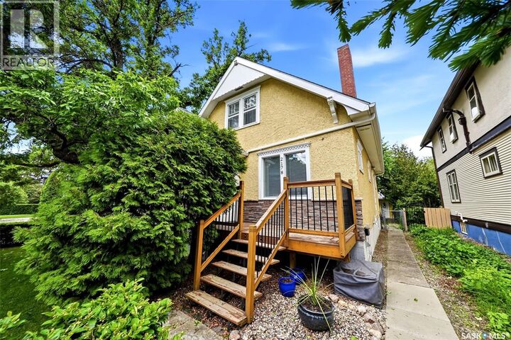 Property Photo: 2178 Princess Street SK S4T 3Z6