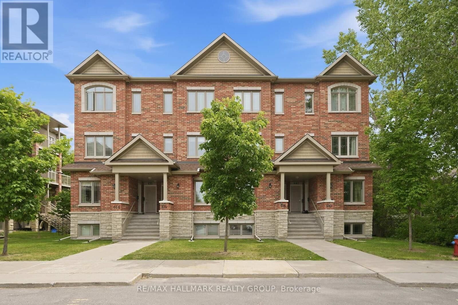 Property Photo: 670 Danaca Private ON K1K 2V7