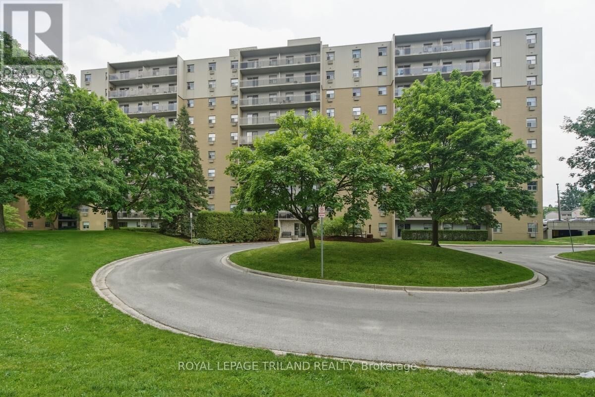 Property Photo:  931 Wonderland Road South 312  ON N6K 2X6 