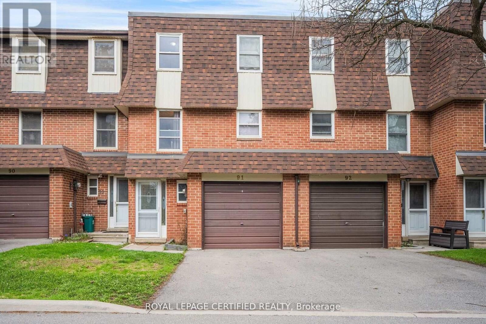 Property Photo:  371 Bronte Street South 91  ON L9T 3K5 