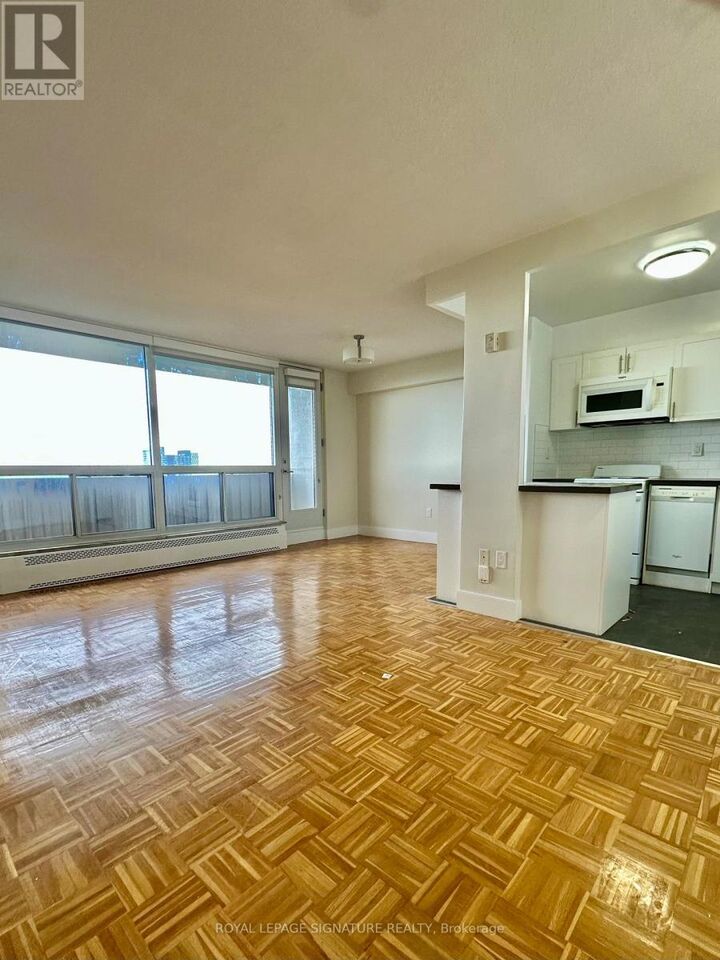 Property Photo: 666 Spadina Avenue 2311 ON M5S 2H8