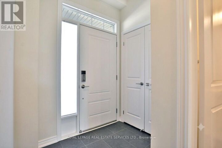 Property Photo:  288 Glover Road 42  ON L8E 5H6 