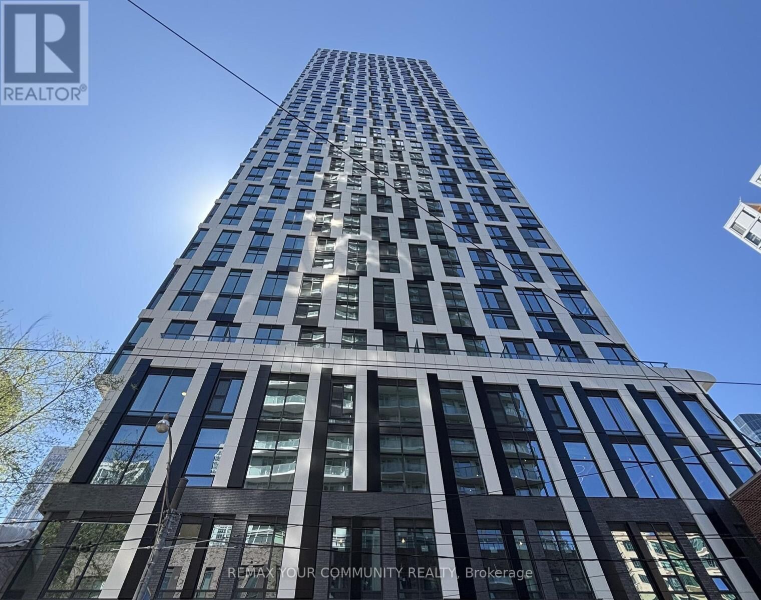 Property Photo:  252 Church Street 702  ON M5B 1E2 