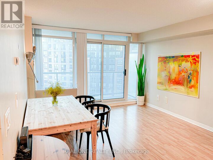 Property Photo:  5508 Yonge Street 1803  ON M2N 7L2 