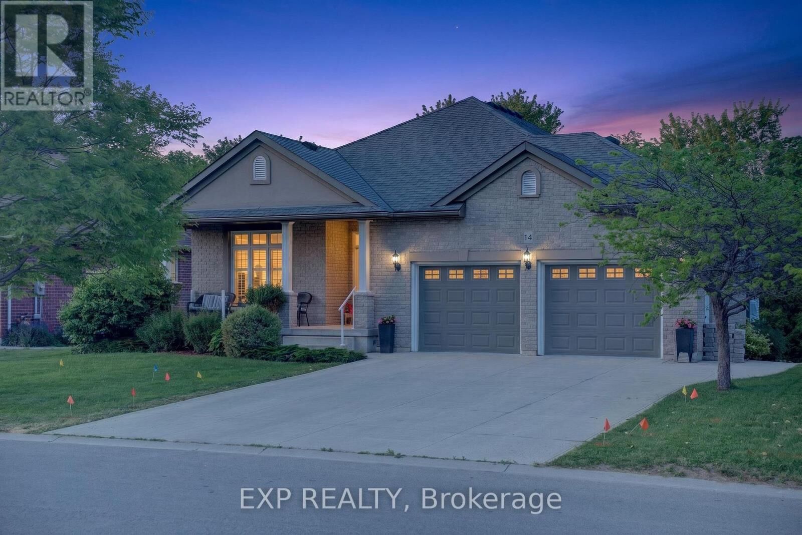 Property Photo:  14 Hunter Drive South  ON N0E 1M0 