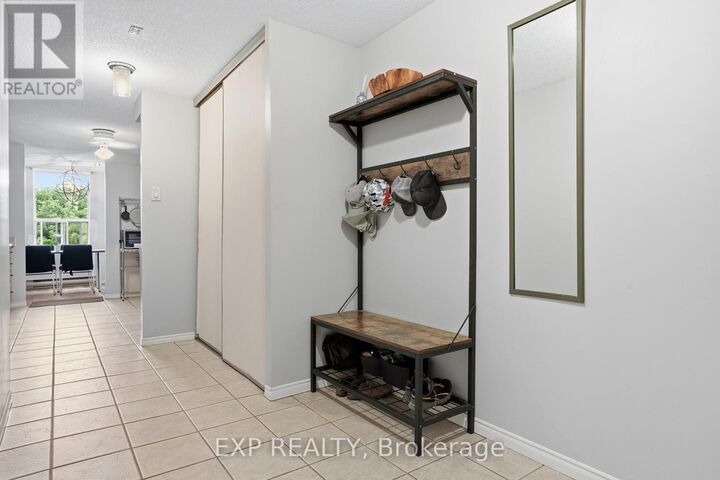 Property Photo: 55 Green Valley Drive 1012 ON N2P 1Z6