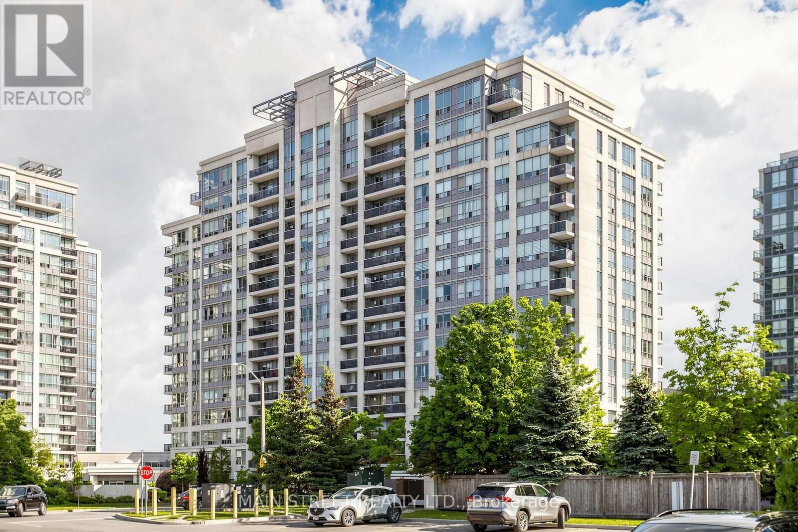 Property Photo:  50 Disera Drive 317  ON L4J 9E9 