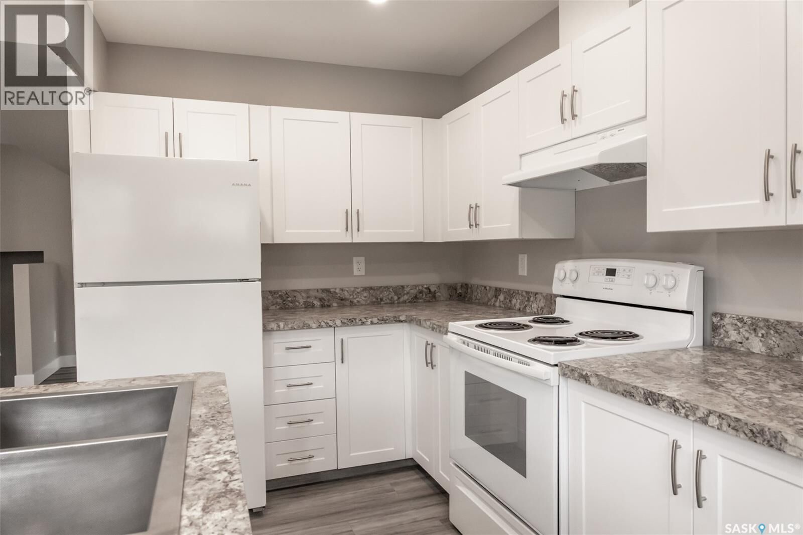 Property Photo:  59 Lillooet Street E  SK S6H 4S3 