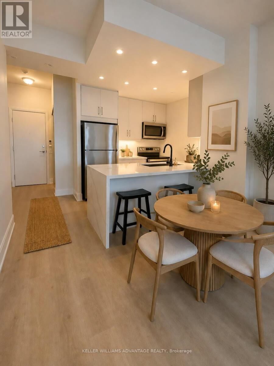 Property Photo:  35 Viking Lane 2636  ON M9B 0A2 