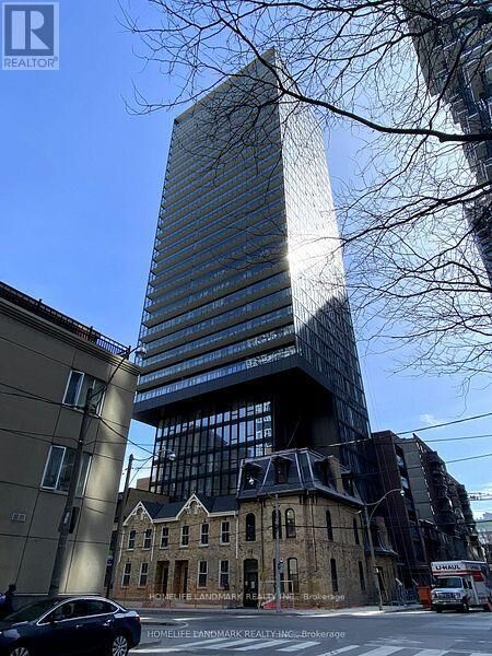 Property Photo: 47 Mutual Street 904 ON M5B 0C6