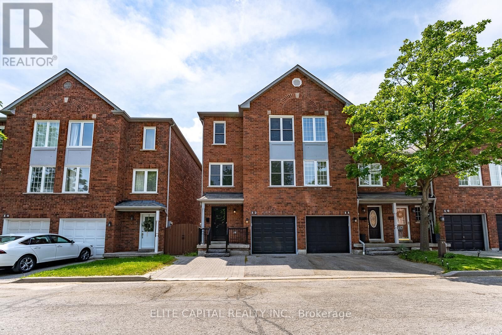 Property Photo:  1995 Pine Grove Avenue 12  ON L1V 6W4 