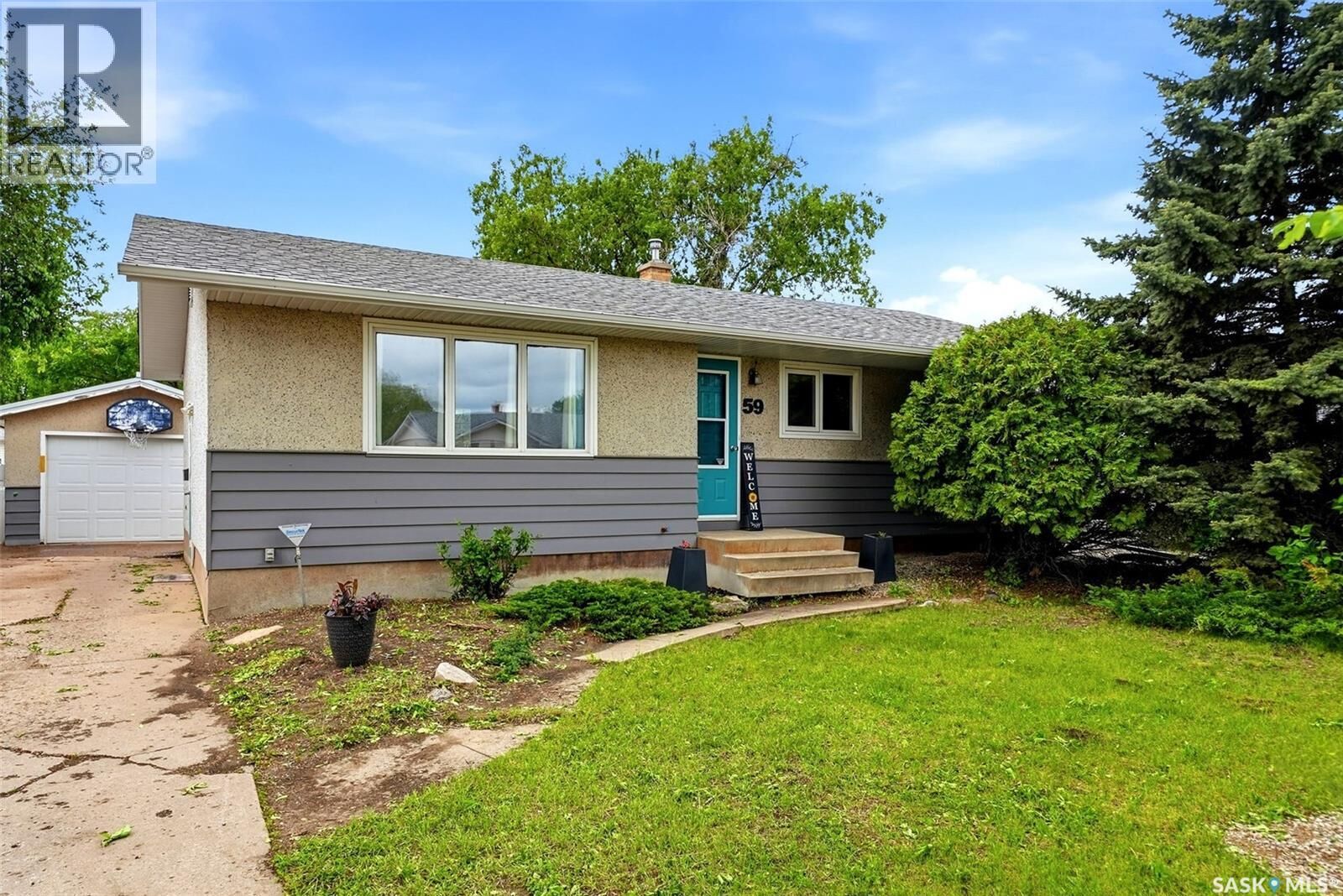 Property Photo:  59 Elmview Road  SK S4R 0B4 