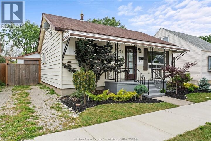 Property Photo: 2163 Wellesley Avenue ON N8W 2E8