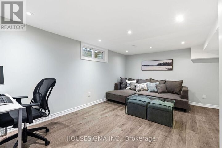 Property Photo:  158 Patterson Street Lower  ON L3Y 4Y8 