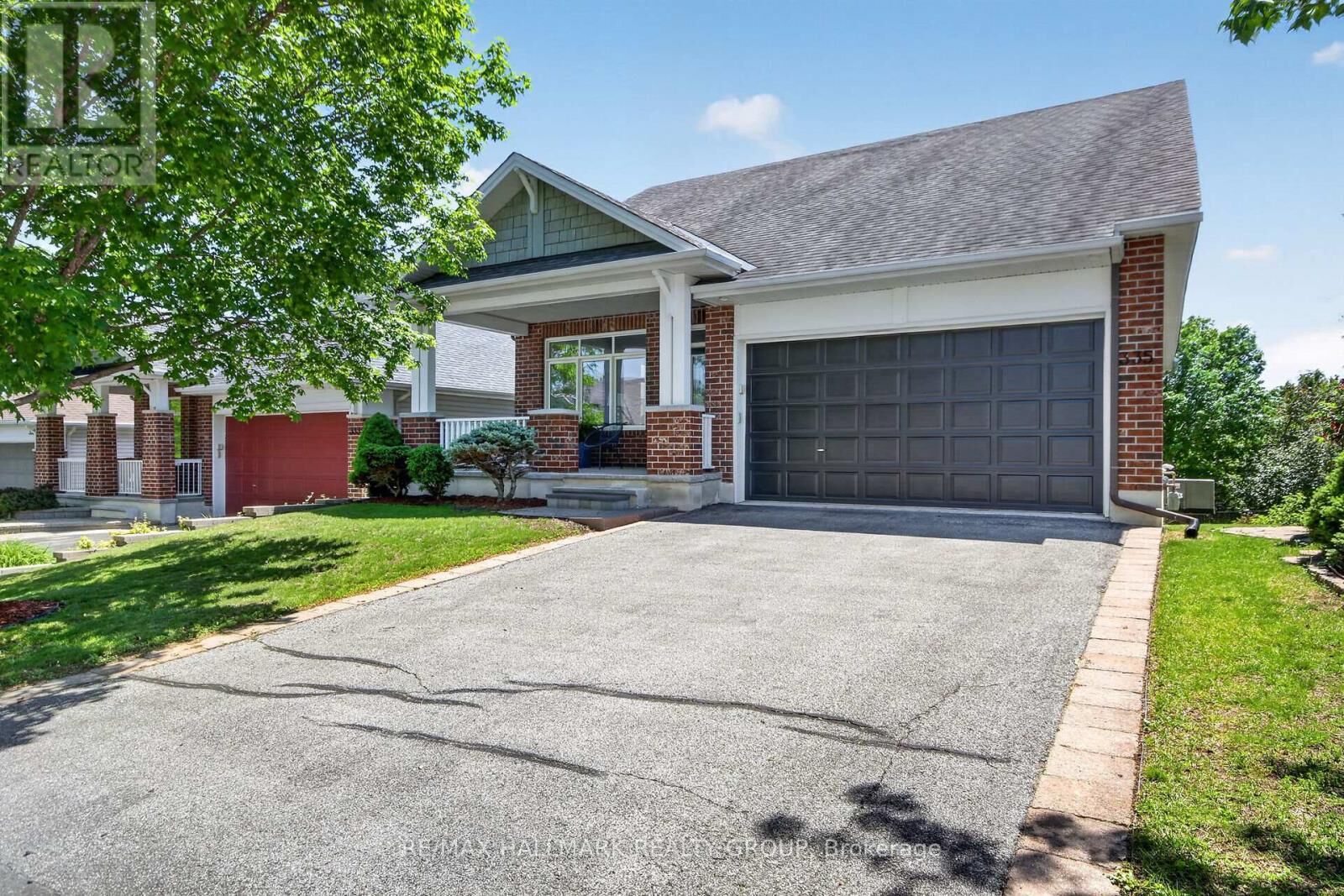 Property Photo:  335 Jackson Stitt Circle  ON K2S 0C4 