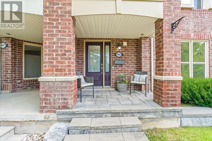 Property Photo:  699 Cargill Path  ON L9T 0G2 