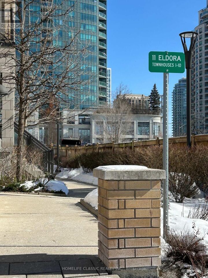 Property Photo: 11 Eldora Avenue 9 ON M2M 0B5