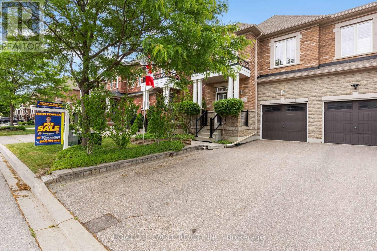 Property Photo:  19 Gentile Circle  ON L4H 3N3 