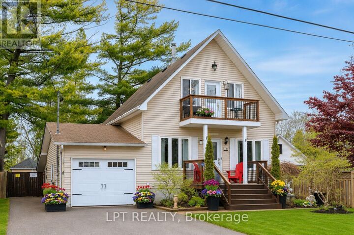 Property Photo:  11 Hardwood Drive  ON L0E 1L0 