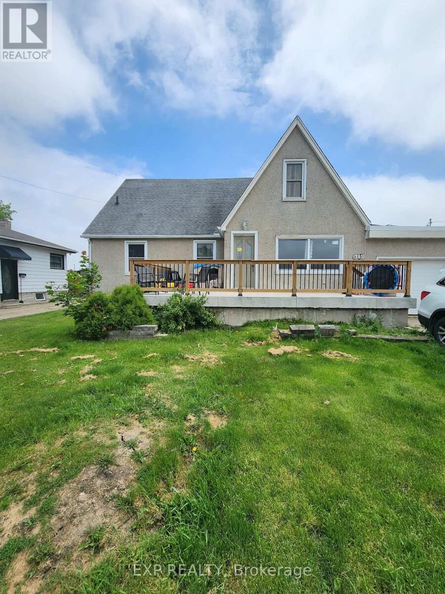 Property Photo:  185 St. George Street Unit #2  ON L3C 5P2 