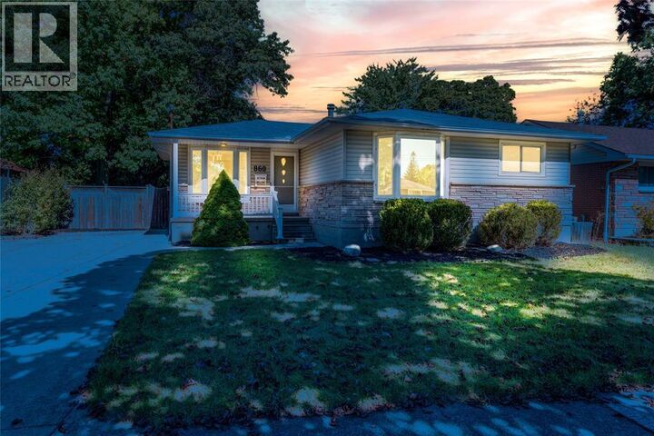 Property Photo: 860 Champlain Drive ON N7V 2G1