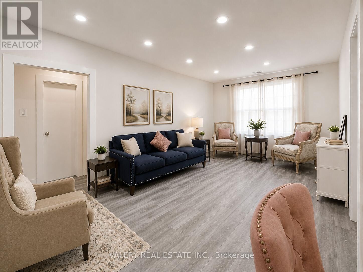 Property Photo:  15 Stavebank Road North 5  ON L5G 2T3 