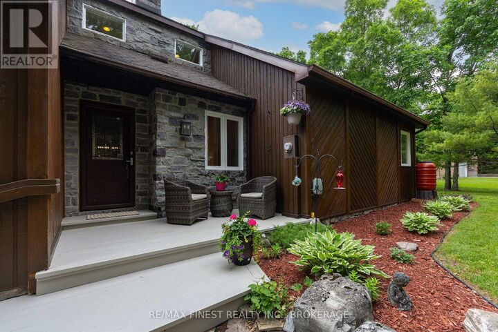Property Photo: 3886 Holmes Road ON K0H 1X0