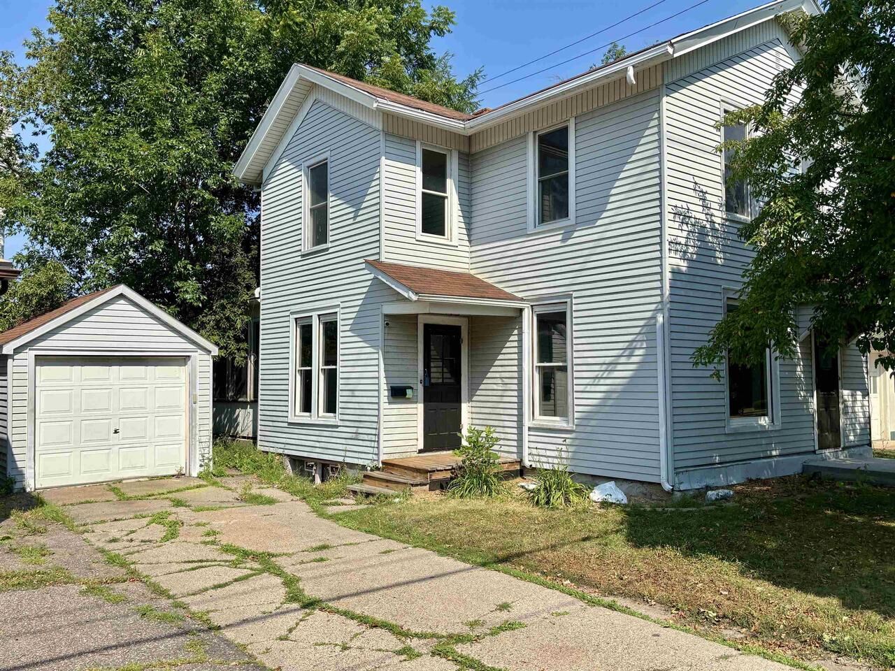 Property Photo: 606 N 6th Street WI 54403