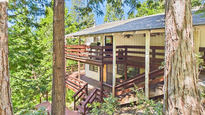 Property Photo:  18991 Middle Camp Sugar Pine Rd  CA 95383 