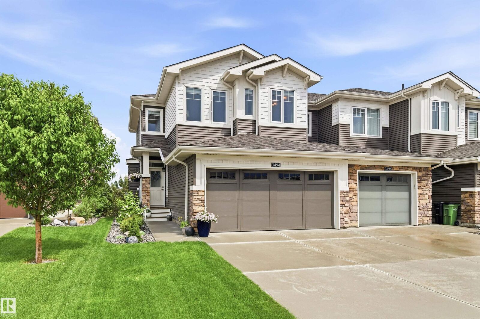 Property Photo: 3494 Cameron Heights Cove Cove NW AB T6M 0R5
