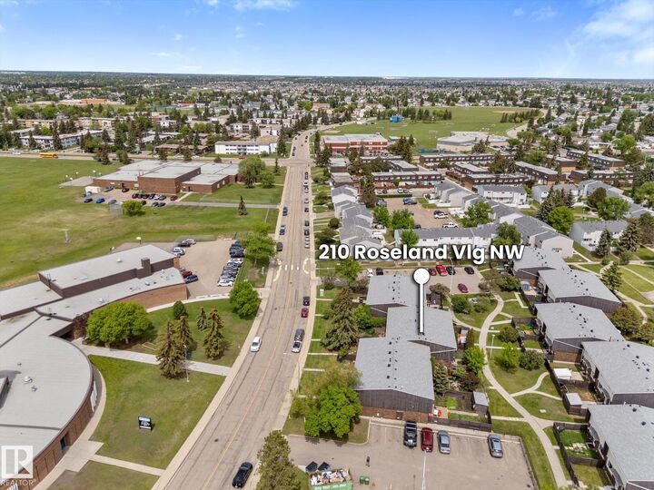 Property Photo:  210 Roseland Village NW  AB T5E 5R6 